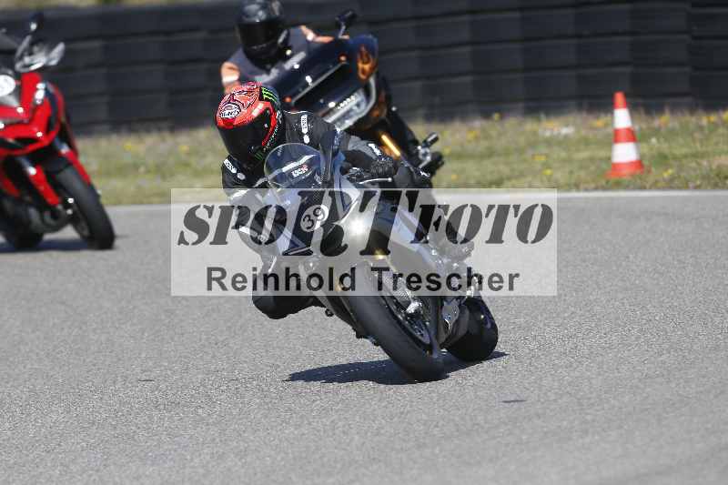 /01 02.04.2026 MAZ ADR/Gruppe rot/39